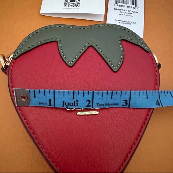 ❤️❤️❤️NEW Coach heart/strawberry shaped coin case/wallet on a chain ❤️❤️❤️ - Picture 10 of 12
